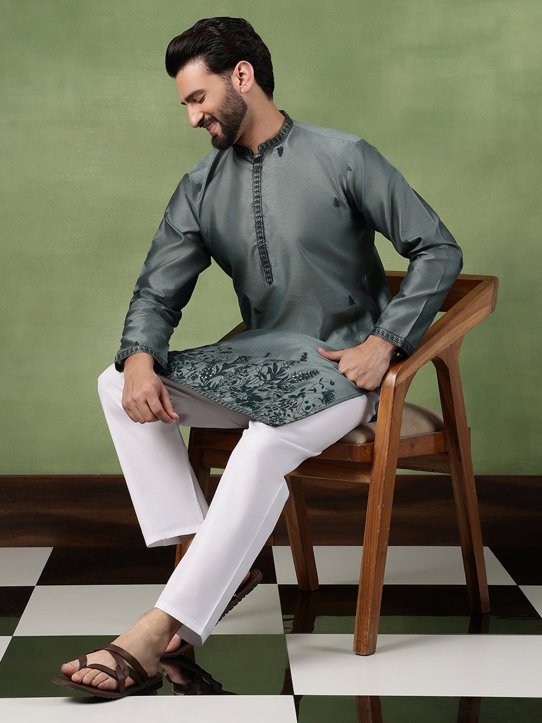 Men’s Jacquard Silk Embroidered Leaf Daman Green Kurta with Pyjama - Image 3