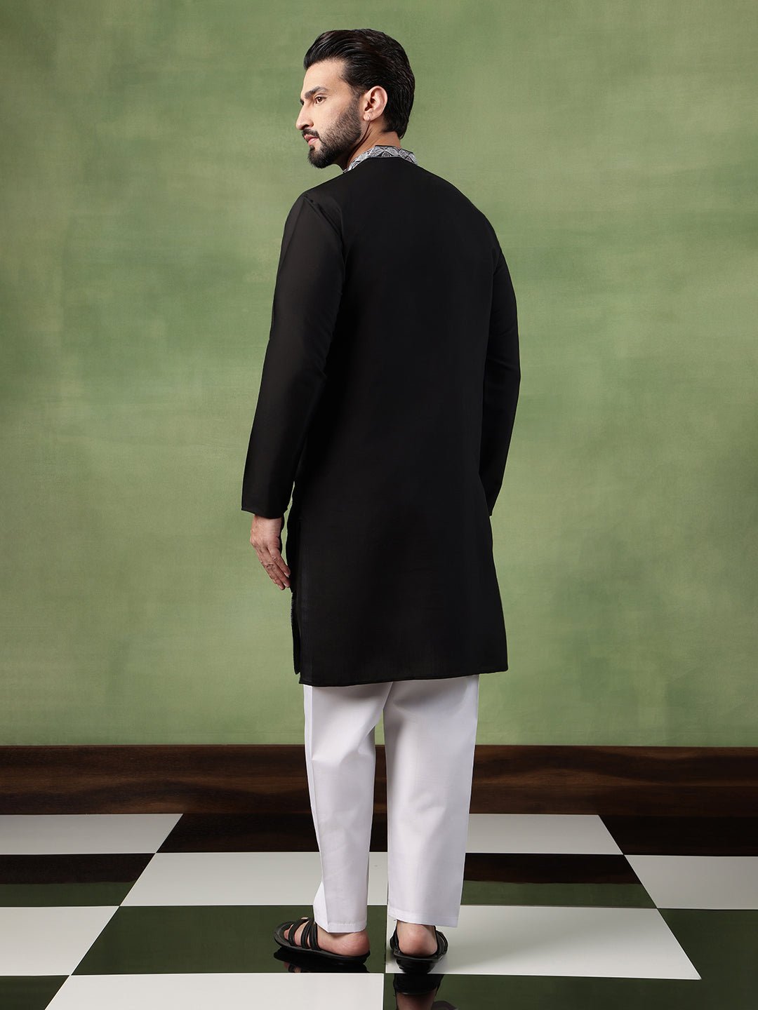 Men's Cotton Intricated Neck & Side Floral Embroidered Black Kurta With Pyjama - Image 5
