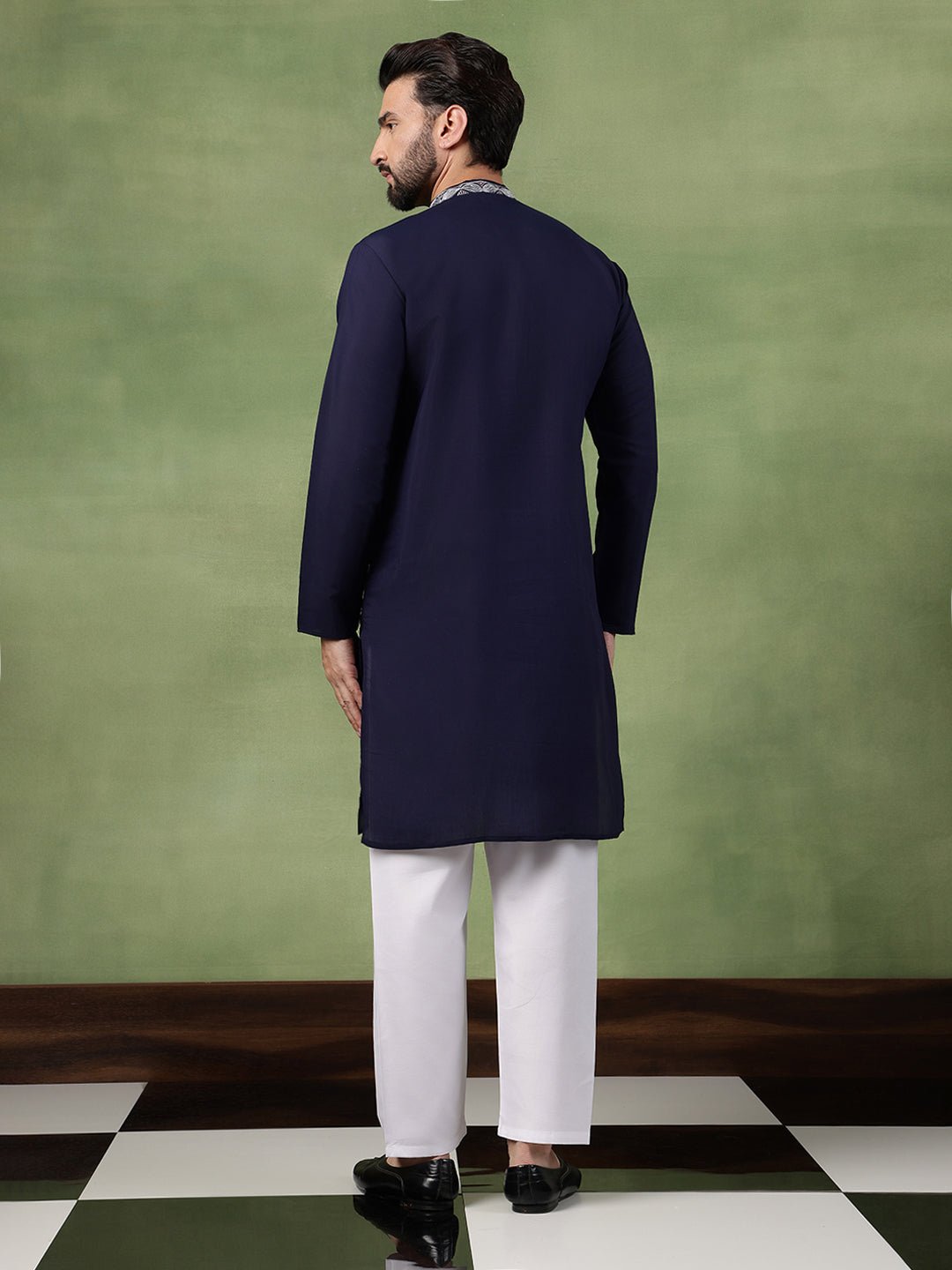 Men's Cotton Intricated Neck & Side Floral Embroidered Navy Kurta With Pyjama - Image 4