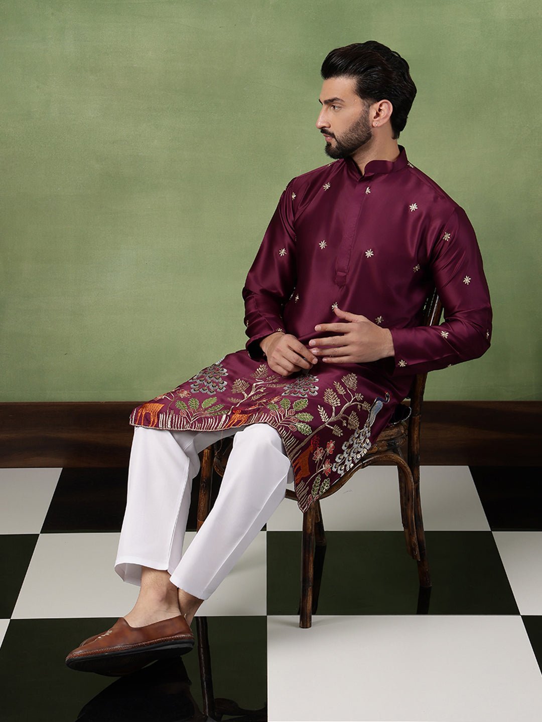 Men's Cotton Silk Flora & Fauna Embroidered Wine Kurta With Pyjama - Image 4