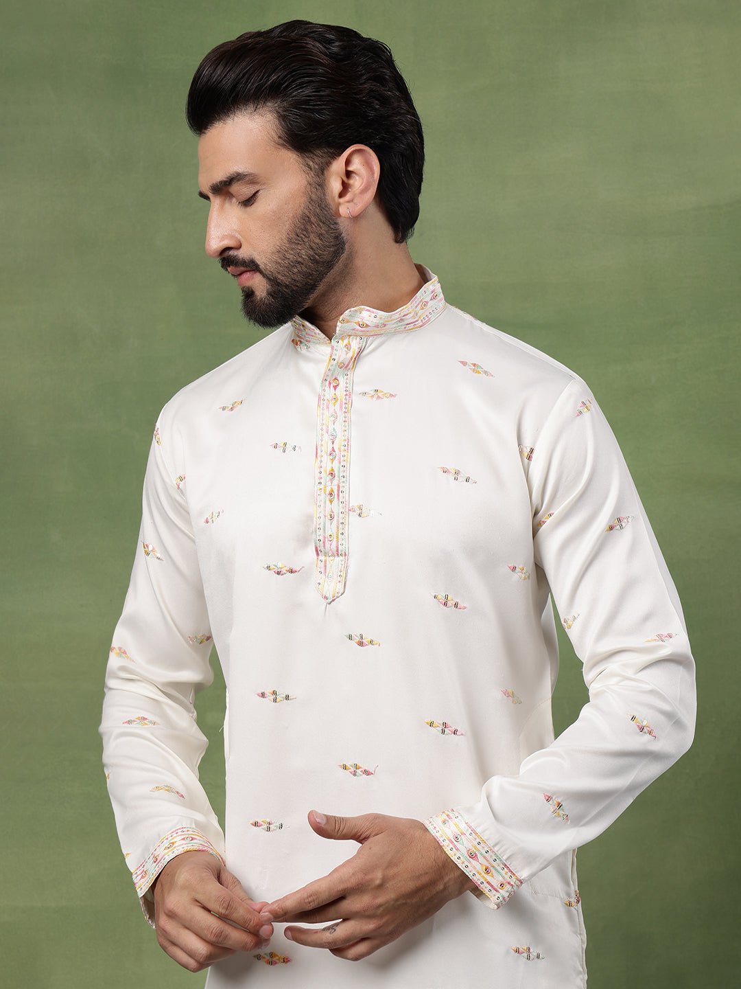 Men's Cotton Embroidered Ethnic Motif Off white Kurta With Pyjama - Image 7