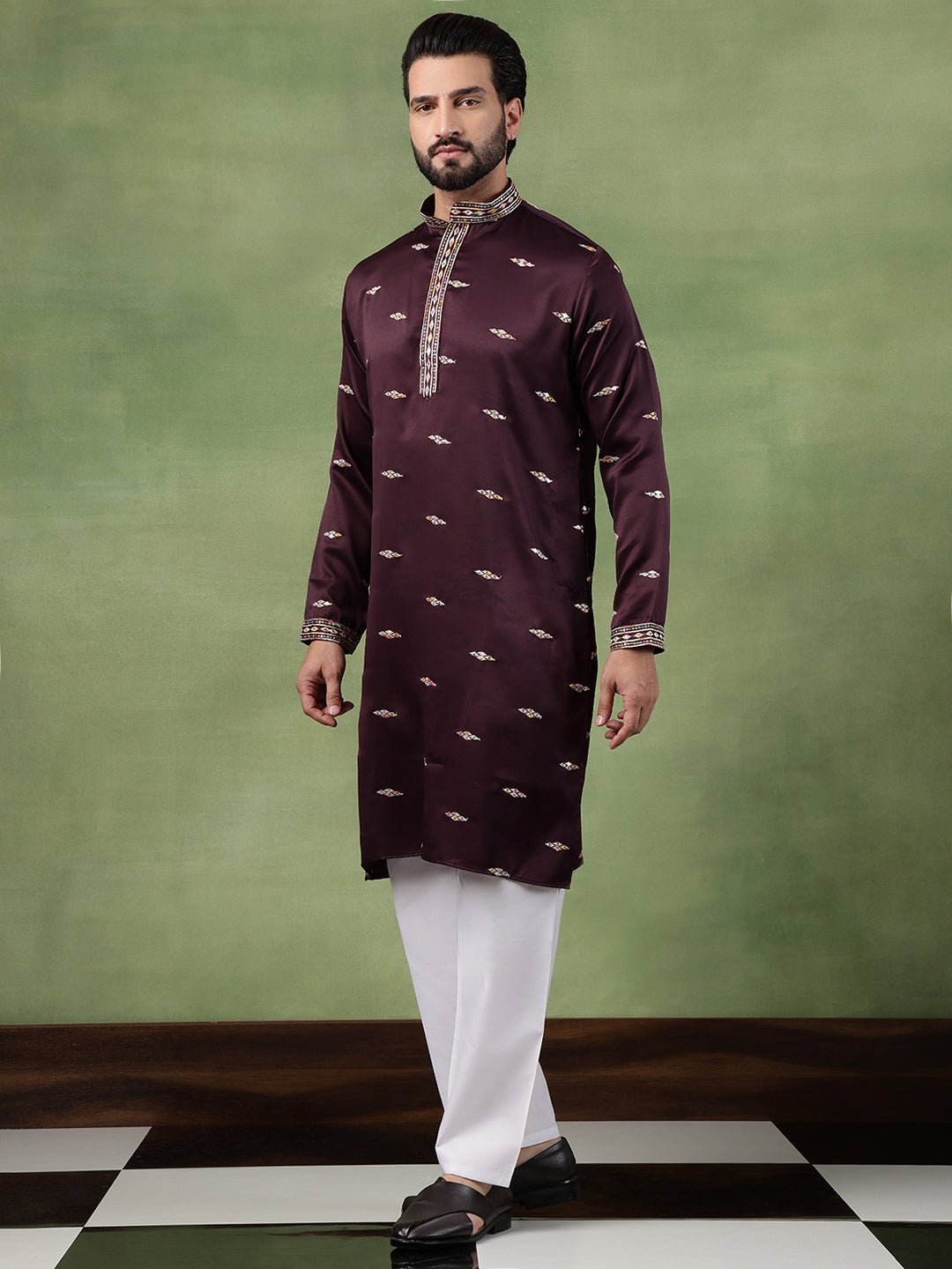 Men's Cotton Embroidered Ethnic Motif Wine Kurta With Pyjama - Image 5