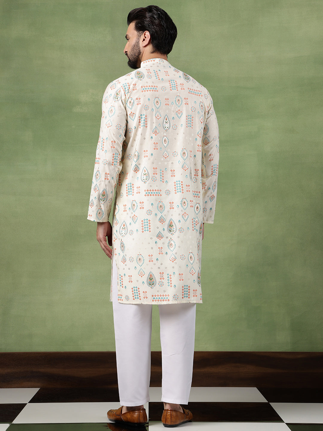 Men’s Cotton Cream Kurta with Traditional Foil Print Motifs - Image 3