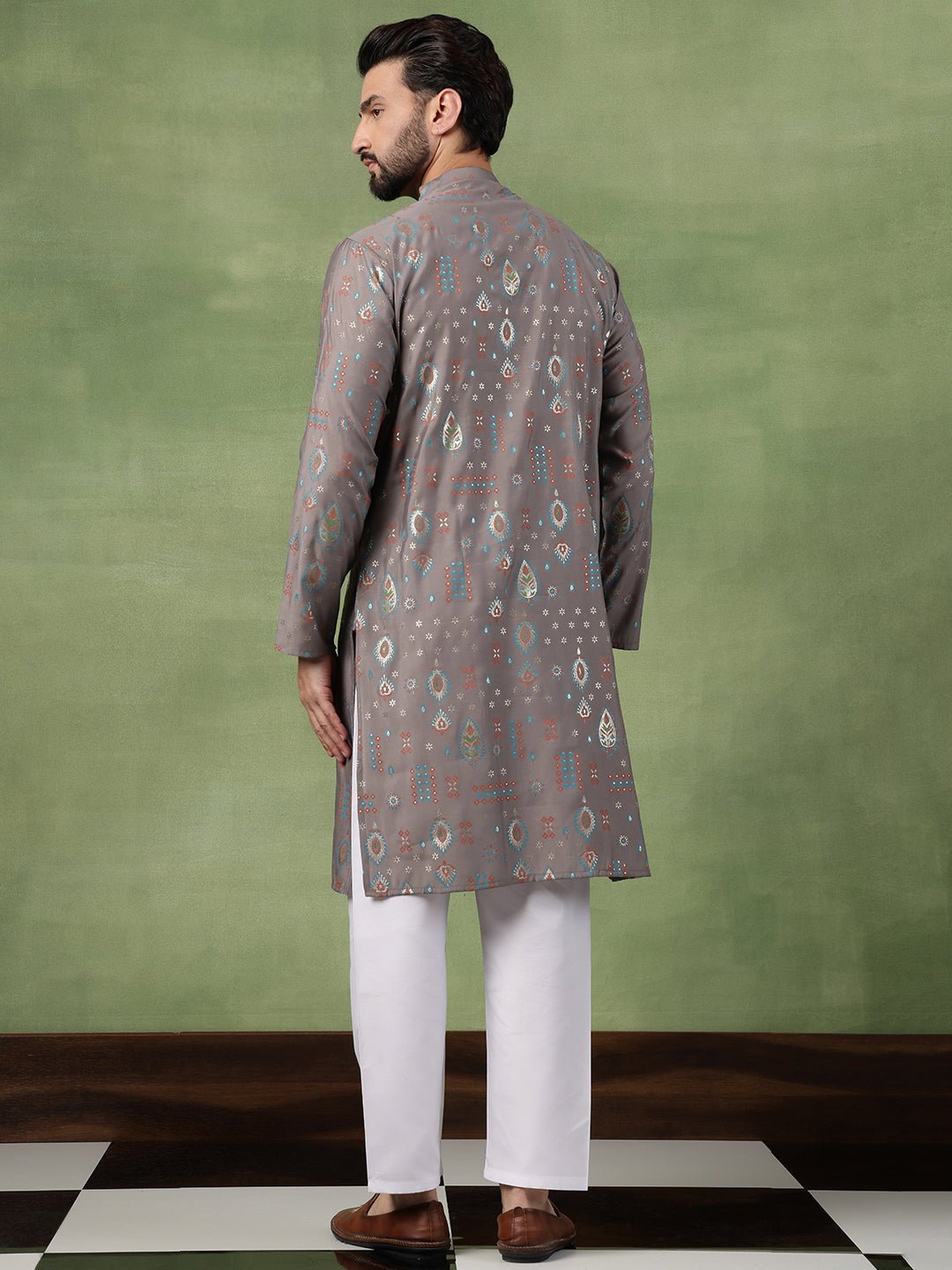 Men’s Cotton Traditional Foil Print Motifs Grey Kurta With Pyjama