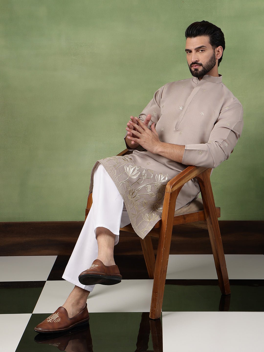 Men's Cotton Floral Zari Embroidered Grey Kurta and White Pyjama - Image 2